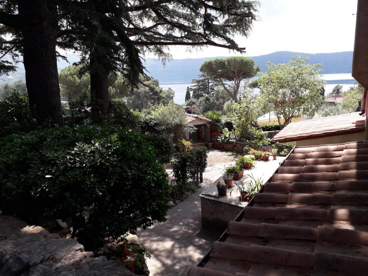 Bed&Breakfast "Fiorella" Sul Lago Castel Gandolfo Buitenkant foto
