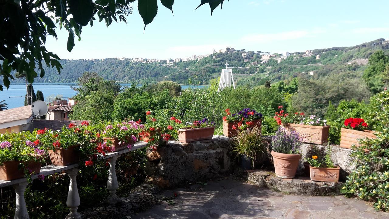 Bed&Breakfast "Fiorella" Sul Lago Castel Gandolfo Buitenkant foto