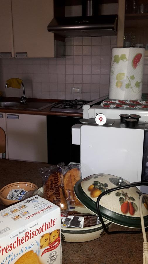 Bed&Breakfast "Fiorella" Sul Lago Castel Gandolfo Buitenkant foto