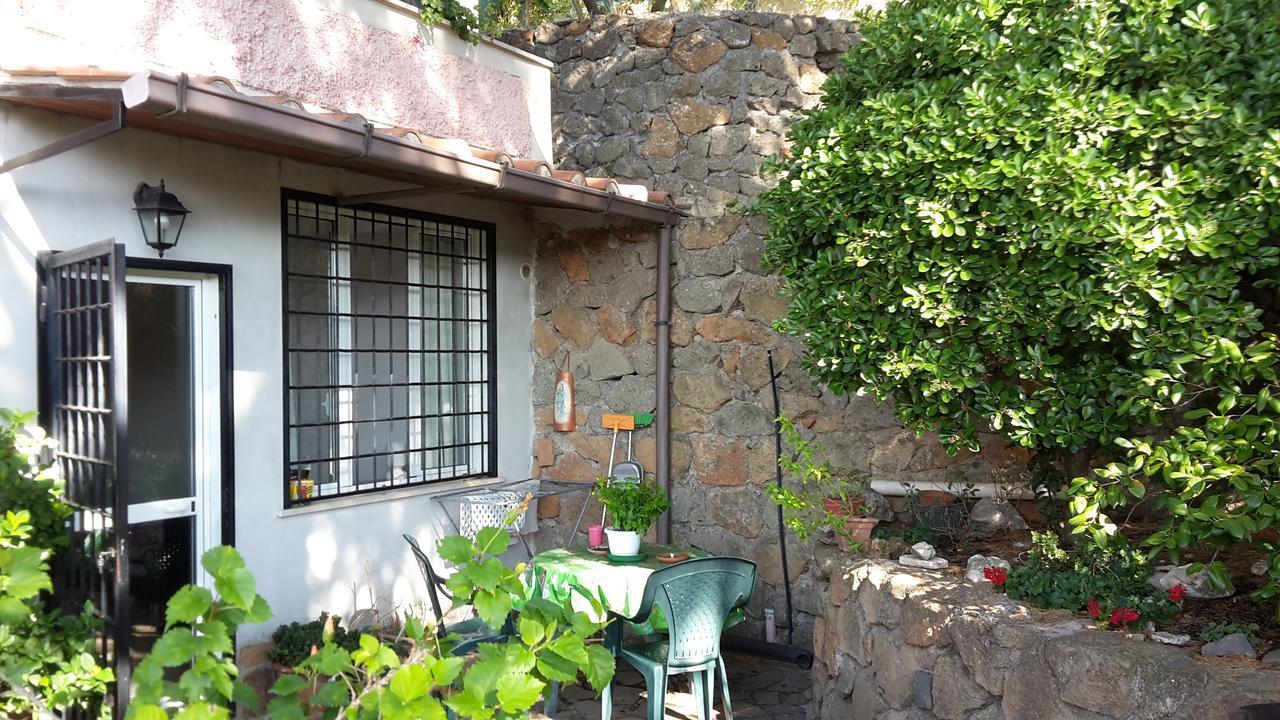 Bed&Breakfast "Fiorella" Sul Lago Castel Gandolfo Buitenkant foto