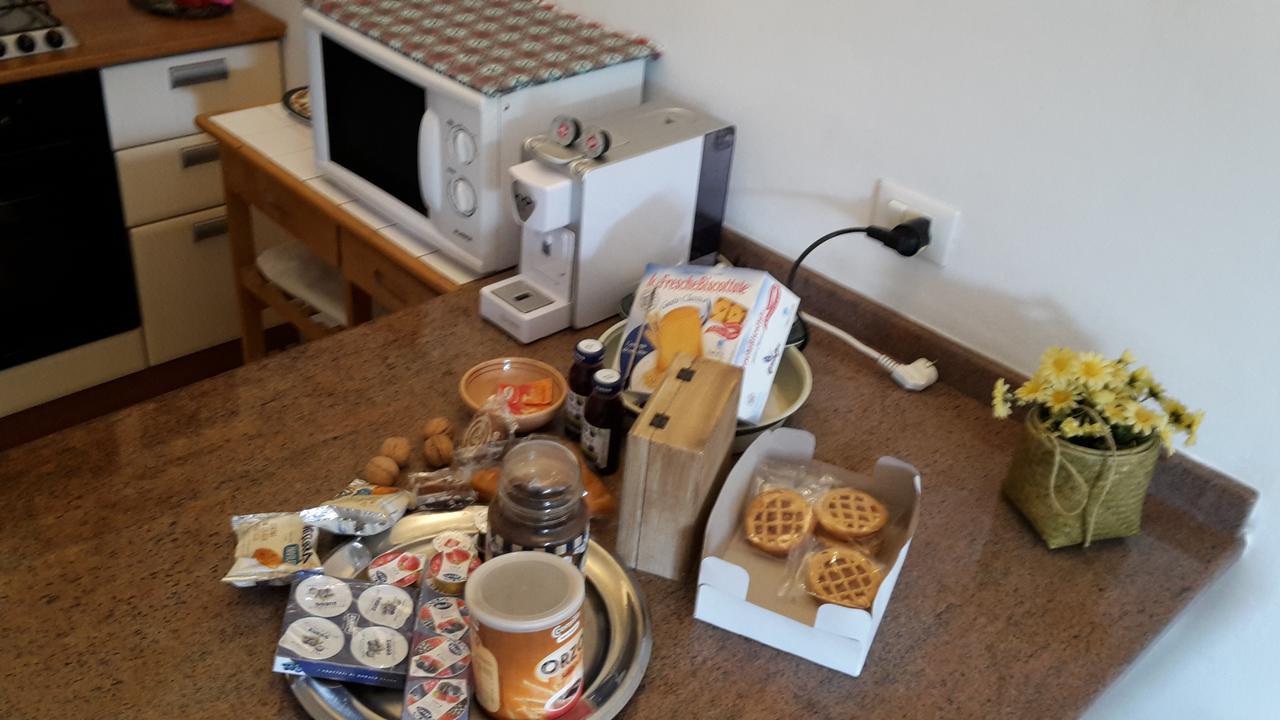 Bed&Breakfast "Fiorella" Sul Lago Castel Gandolfo Buitenkant foto